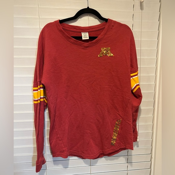 Pink Victorias Secret Minnesota‎ Golden Gophers Shirt - XS - Picture 1 of 4